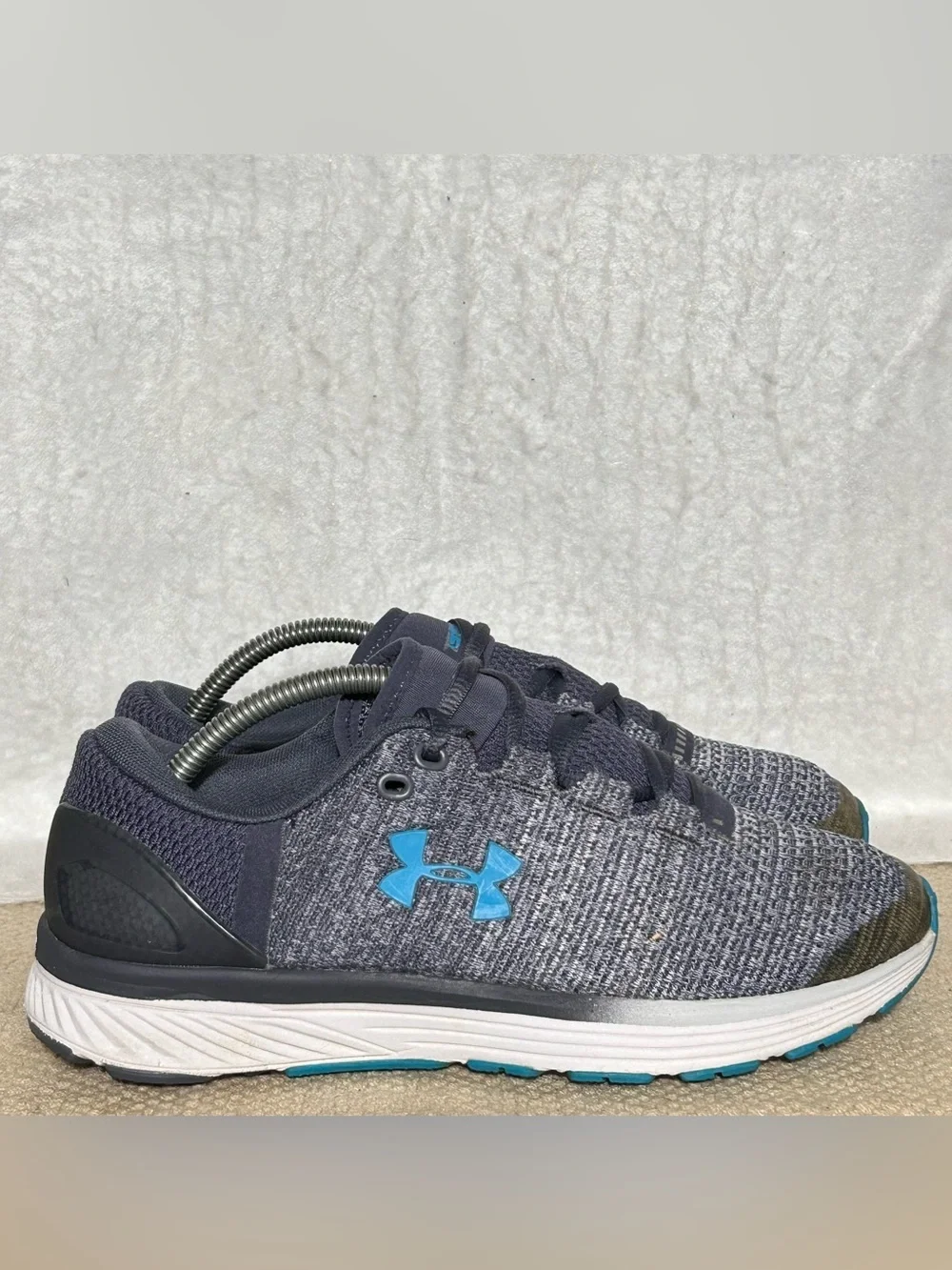 Under Armour Youth Grey Charged Bandit 3 Running Athletic Sneakers Shoes SZ 7Y